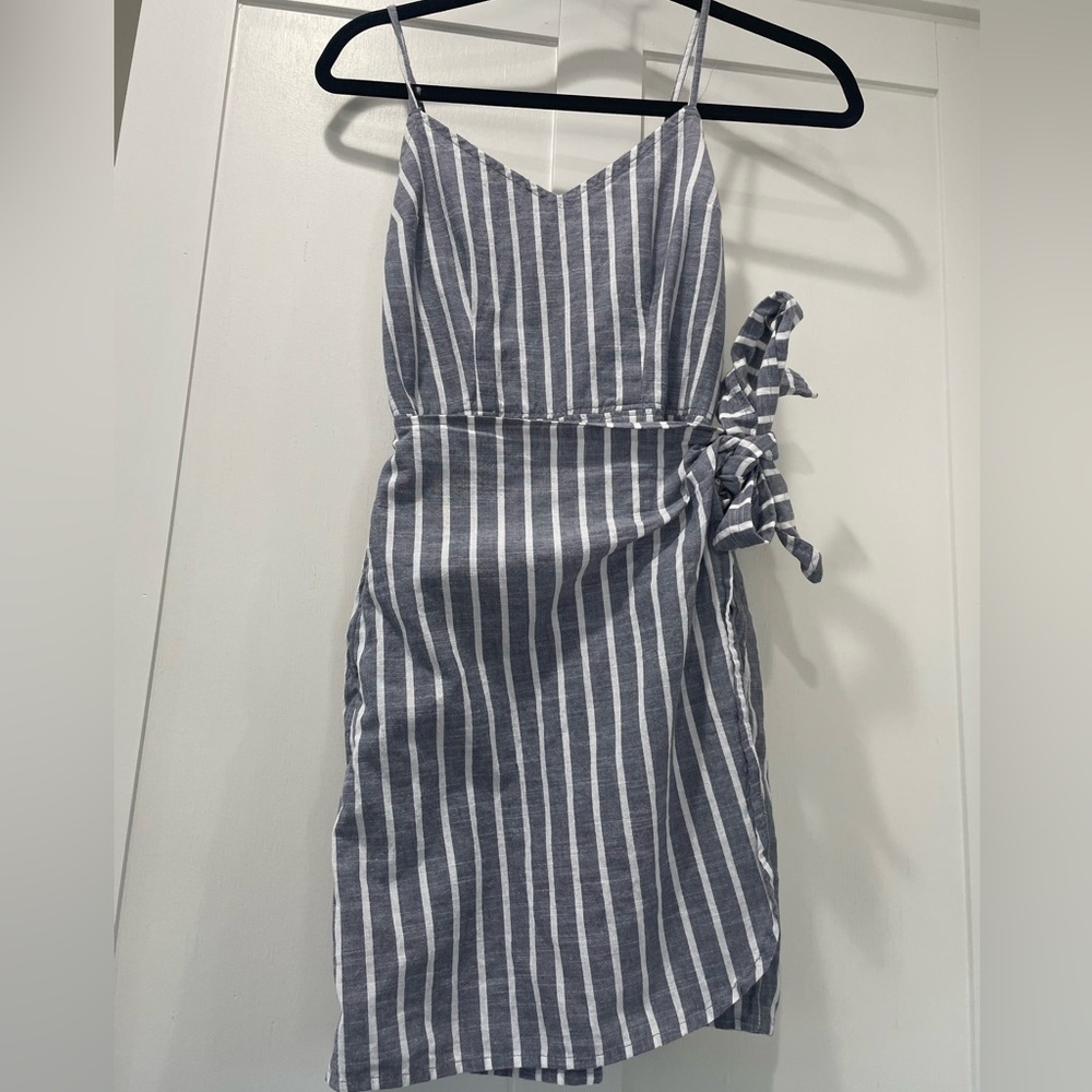 Abercrombie & Fitch Wrap Dress Size‎ XST